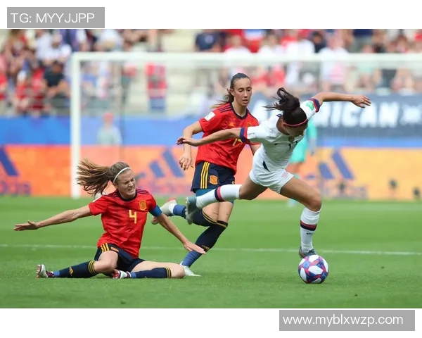 足球巨星风采全景展示精彩瞬间与奋斗历程的完美结合